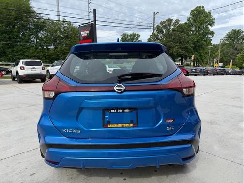 Blue 2021 Nissan Kicks SR