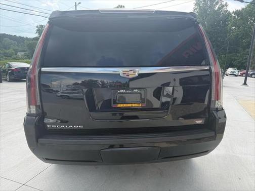 2017 Cadillac Escalade Platinum