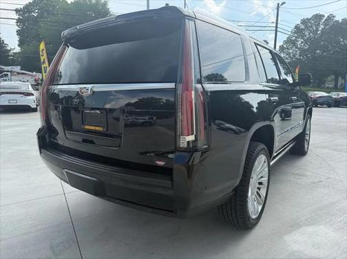 2017 Cadillac Escalade Platinum