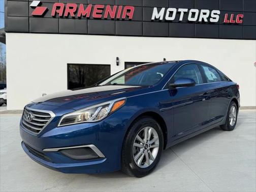 2017 Hyundai SONATA SE