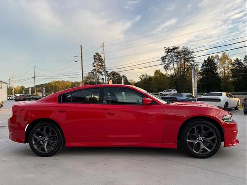 2018 Dodge Charger SXT Plus