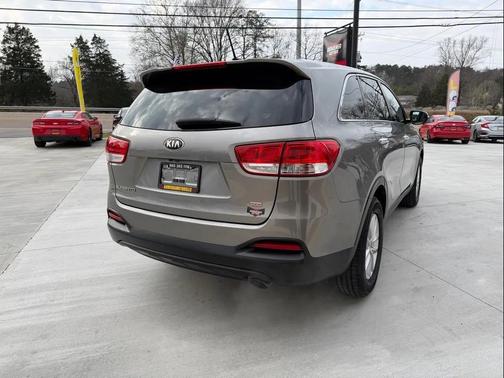 2018 Kia Sorento L