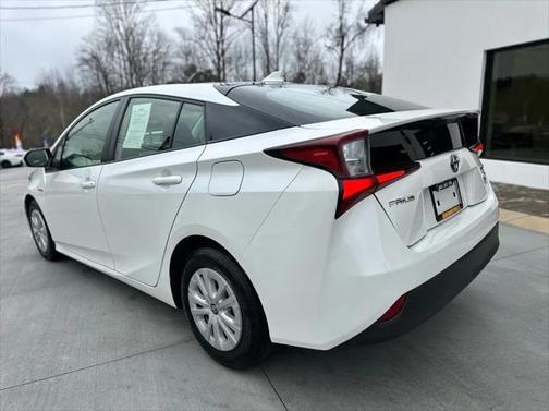 2019 Toyota Prius L