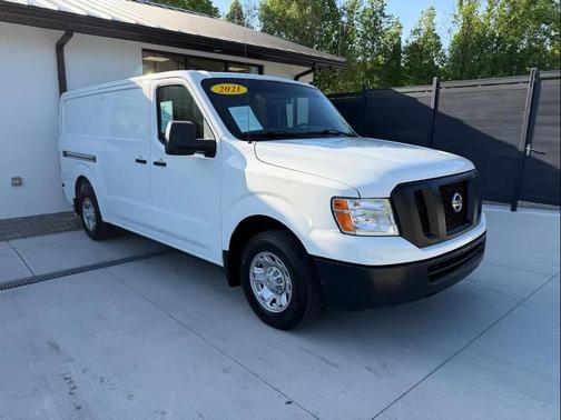 Glacier White 2021 Nissan NV Cargo NV2500 HD SV V6