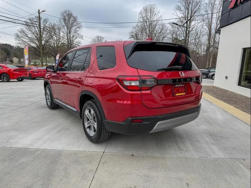 2023 Honda Pilot 2WD EX-L 8 Passenger