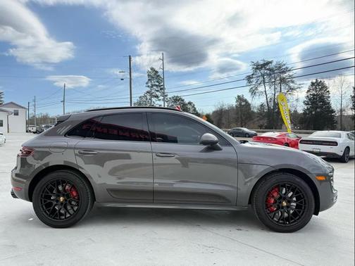 2018 Porsche Macan GTS