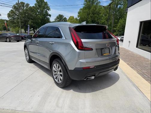 Argent Silver Metallic 2023 Cadillac XT4 Premium Luxury