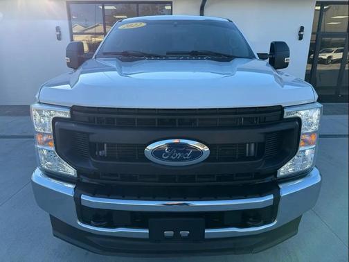 Oxford White 2022 Ford F-250 XL