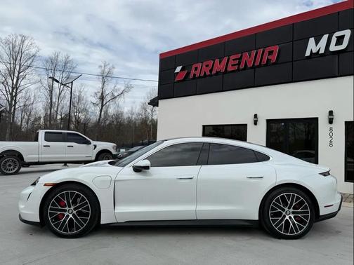 2022 Porsche Taycan 4S