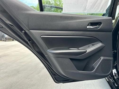 2022 Nissan Altima S FWD
