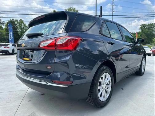 2018 Chevrolet Equinox LS