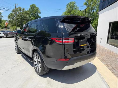 Black 2019 Land Rover Discovery HSE