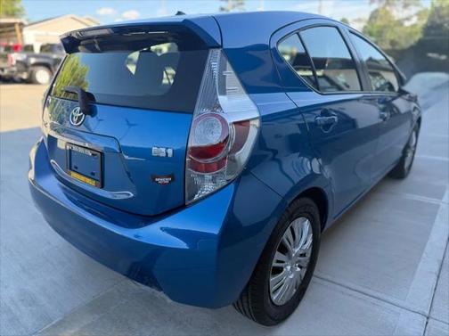 2014 Toyota Prius c Two