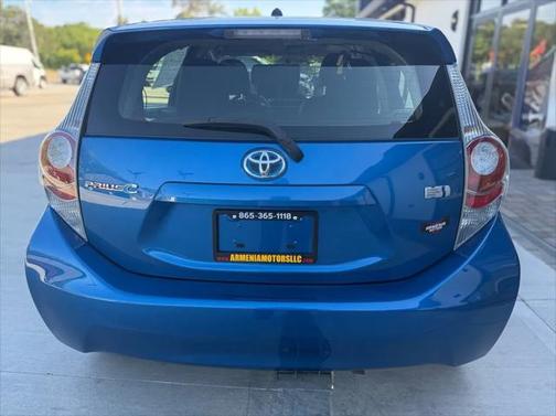 2014 Toyota Prius c Two