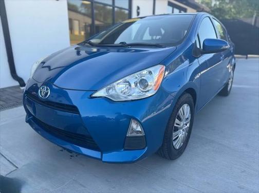 2014 Toyota Prius c Two