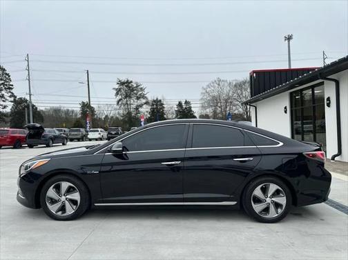 2016 Hyundai SONATA Hybrid Limited