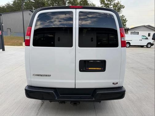 2019 Chevrolet Express 3500 LS