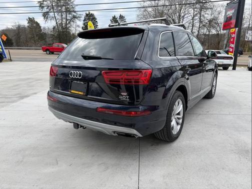 2017 Audi Q7 3.0T Premium