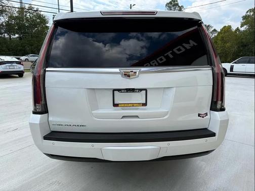 2017 Cadillac Escalade ESV Premium Luxury