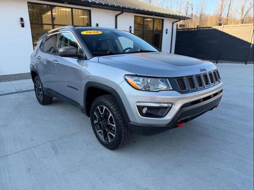 2020 Jeep Compass Trailhawk