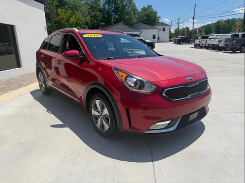 Runway Red 2019 Kia Niro LX