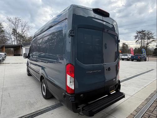 2019 Ford Transit-250 Base