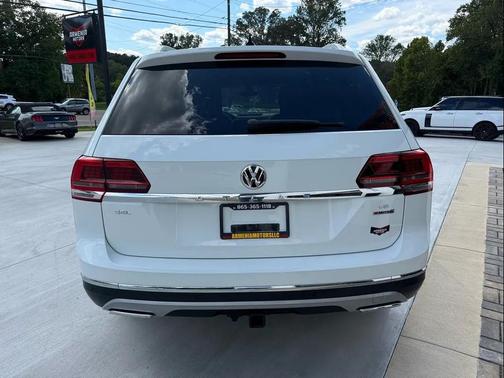 2018 Volkswagen Atlas 3.6L SEL Premium