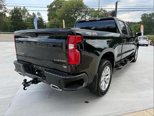 2020 Chevrolet Silverado 1500 Custom