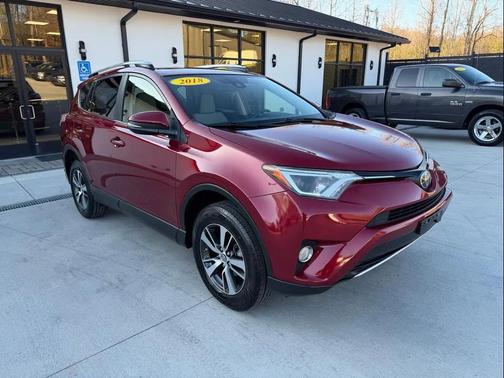 2018 Toyota RAV4 XLE