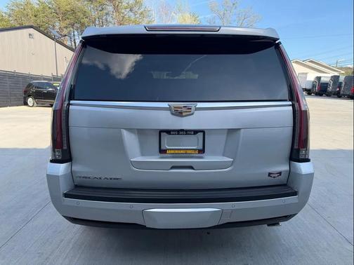 Radiant Silver Metallic 2016 Cadillac Escalade Luxury
