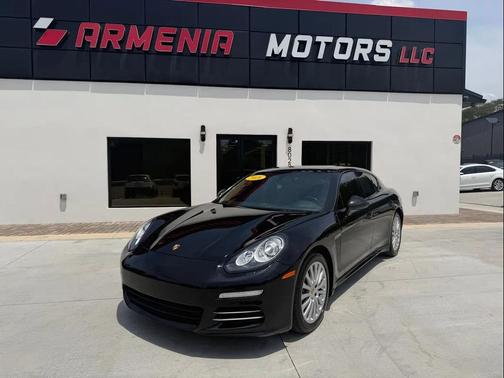 Black 2016 Porsche Panamera 4