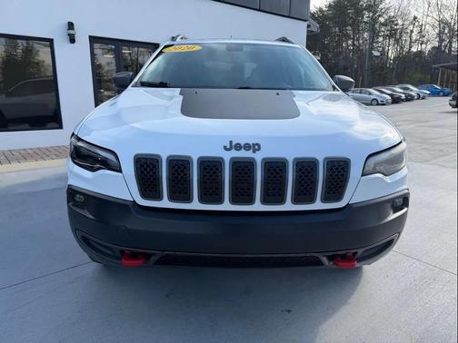 Bright White Clearcoat 2020 Jeep Cherokee Trailhawk
