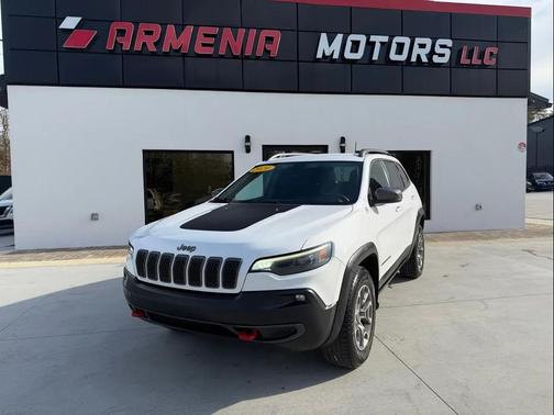 Bright White Clearcoat 2020 Jeep Cherokee Trailhawk
