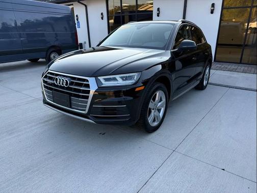 2019 Audi Q5 2.0T Premium Plus