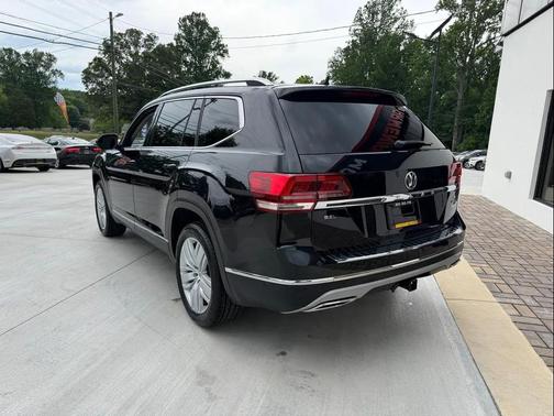 Deep Black Pearl 2019 Volkswagen Atlas 3.6L SEL Premium