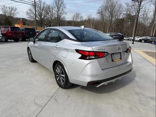 2021 Nissan Versa 1.6 SV