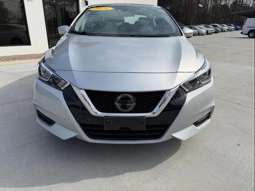 2021 Nissan Versa 1.6 SV