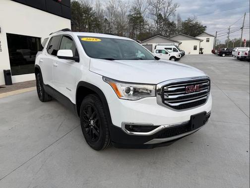 White 2018 GMC Acadia SLT-1