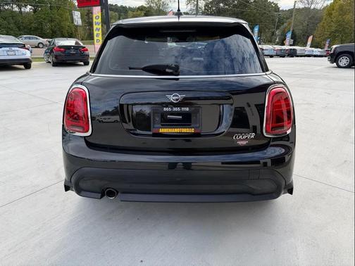 2022 MINI Hardtop Cooper