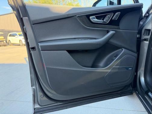 2017 Audi Q7 3.0T Premium