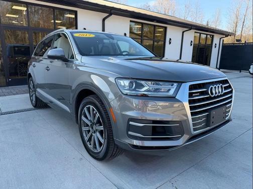 2017 Audi Q7 3.0T Premium