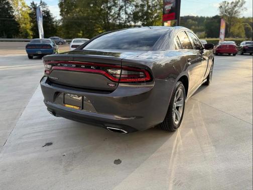 2021 Dodge Charger SXT