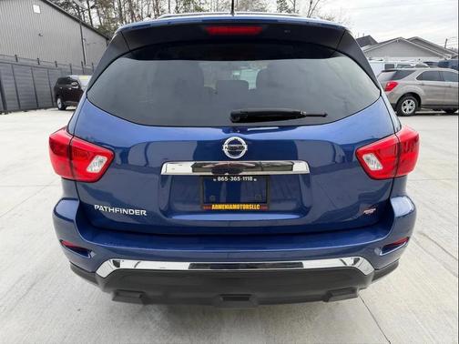 2018 Nissan Pathfinder S