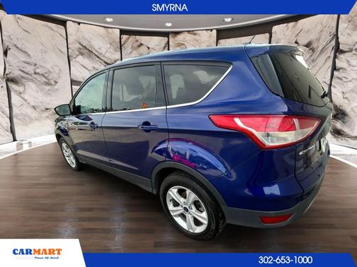 Deep Impact Blue 2016 Ford Escape SE