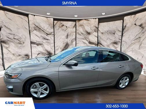 Gold 2024 Chevrolet Malibu 1LS