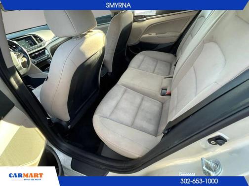 Mineral Beige Pearl 2017 Hyundai ELANTRA SE