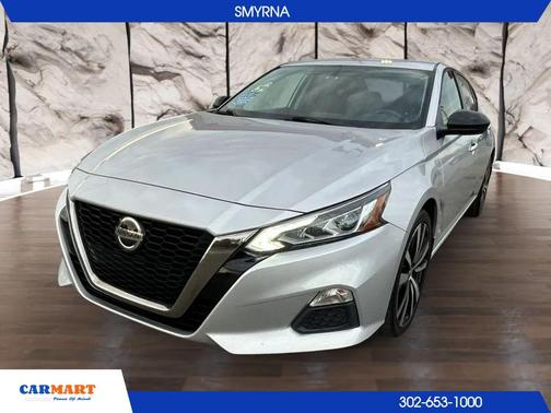Brilliant Silver Metallic 2019 Nissan Altima 2.5 SR