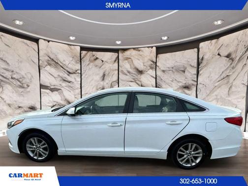 Quartz White Pearl 2017 Hyundai SONATA SE