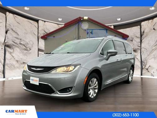 2018 Chrysler Pacifica Touring-L