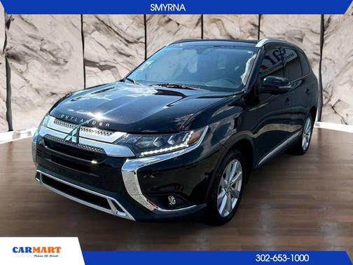 Labrador Black Metallic 2019 Mitsubishi Outlander SP